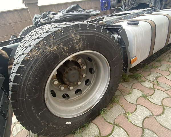 Синий Вольво FH 12, объемом двигателя 0 л и пробегом 350 тыс. км за 10900 $, фото 5 на Automoto.ua