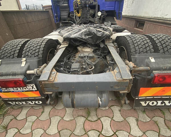 Синий Вольво FH 12, объемом двигателя 0 л и пробегом 350 тыс. км за 10900 $, фото 3 на Automoto.ua
