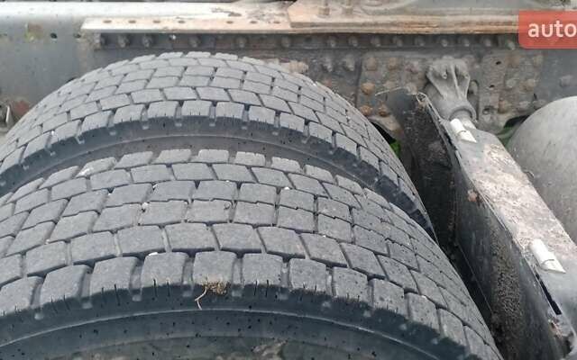 Зеленый Вольво FH 12, объемом двигателя 12.1 л и пробегом 120 тыс. км за 5500 $, фото 4 на Automoto.ua