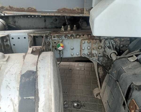 Зелений Вольво FH 12, об'ємом двигуна 12.1 л та пробігом 2 тис. км за 21000 $, фото 8 на Automoto.ua