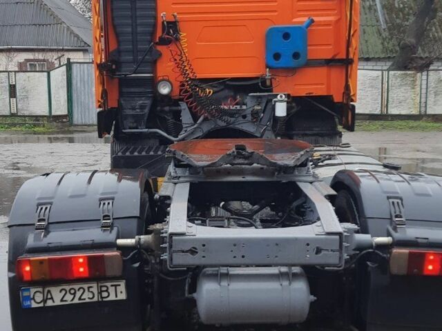 Оранжевый Вольво FH 12, объемом двигателя 12 л и пробегом 100 тыс. км за 8500 $, фото 5 на Automoto.ua