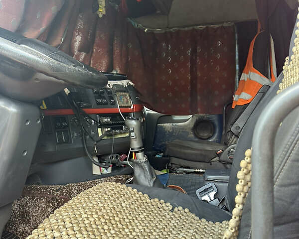 Оранжевый Вольво FH 12, объемом двигателя 0 л и пробегом 1 тыс. км за 15900 $, фото 7 на Automoto.ua