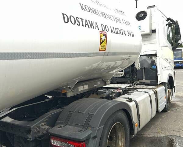 Білий Вольво FH 13, об'ємом двигуна 12.78 л та пробігом 750 тис. км за 31000 $, фото 3 на Automoto.ua