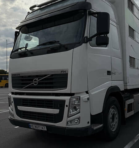 Білий Вольво FH 13, об'ємом двигуна 12.78 л та пробігом 470 тис. км за 85000 $, фото 5 на Automoto.ua