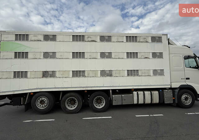 Білий Вольво FH 13, об'ємом двигуна 12.78 л та пробігом 470 тис. км за 85000 $, фото 15 на Automoto.ua