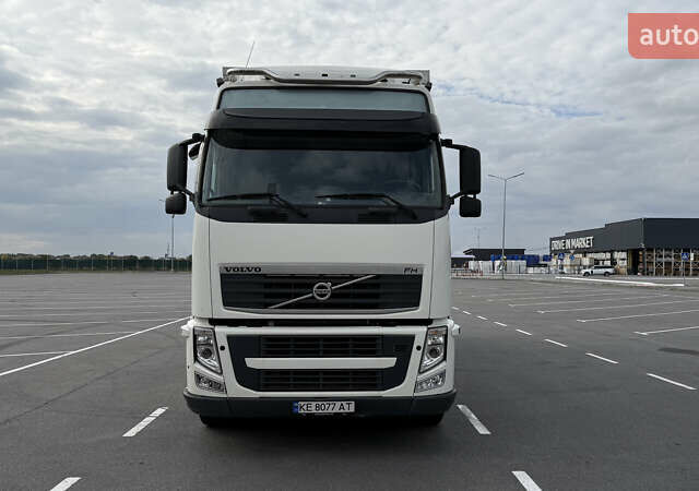 Білий Вольво FH 13, об'ємом двигуна 12.78 л та пробігом 470 тис. км за 85000 $, фото 2 на Automoto.ua