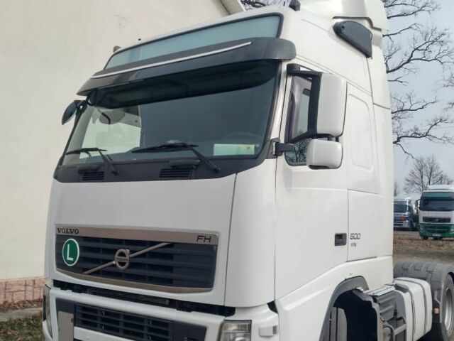 Белый Вольво FH 13, объемом двигателя 1.2 л и пробегом 950 тыс. км за 38400 $, фото 6 на Automoto.ua