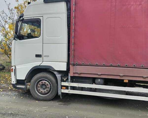 Белый Вольво FH 13, объемом двигателя 12.9 л и пробегом 800 тыс. км за 16500 $, фото 13 на Automoto.ua