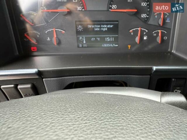 Білий Вольво FH 13, об'ємом двигуна 12.78 л та пробігом 280 тис. км за 30000 $, фото 6 на Automoto.ua