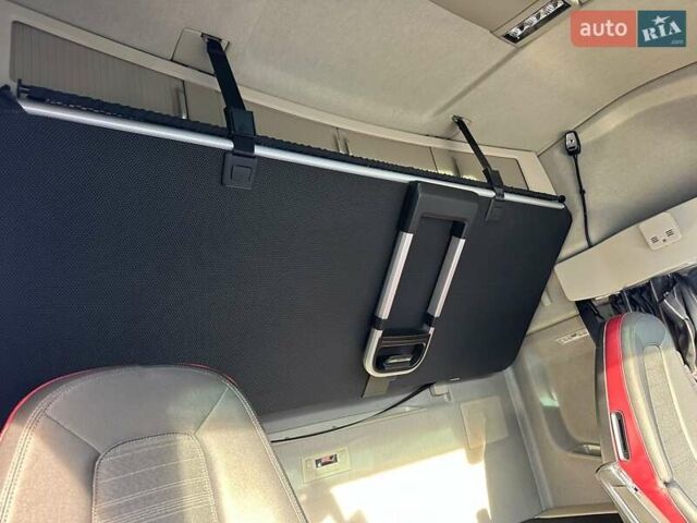 Белый Вольво FH 13, объемом двигателя 12.8 л и пробегом 668 тыс. км за 75900 $, фото 28 на Automoto.ua