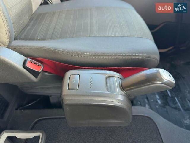 Белый Вольво FH 13, объемом двигателя 12.8 л и пробегом 668 тыс. км за 75900 $, фото 19 на Automoto.ua