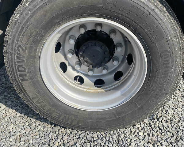 Белый Вольво FH 13, объемом двигателя 12.78 л и пробегом 608 тыс. км за 49300 $, фото 10 на Automoto.ua