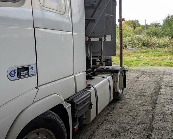 Білий Вольво FH 13, об'ємом двигуна 0 л та пробігом 1 тис. км за 32300 $, фото 6 на Automoto.ua