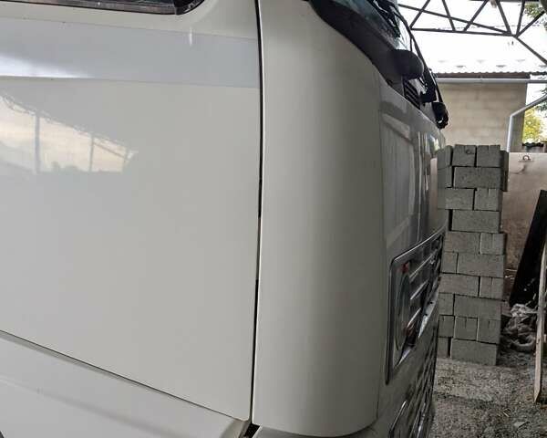 Білий Вольво FH 13, об'ємом двигуна 0 л та пробігом 1 тис. км за 32300 $, фото 10 на Automoto.ua