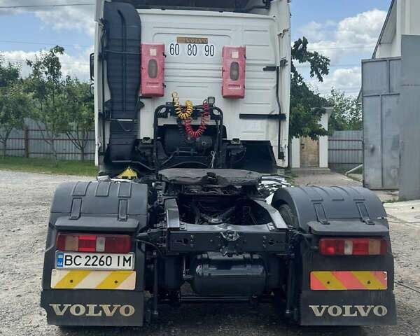 Белый Вольво FH 13, объемом двигателя 12.78 л и пробегом 1 тыс. км за 19500 $, фото 5 на Automoto.ua