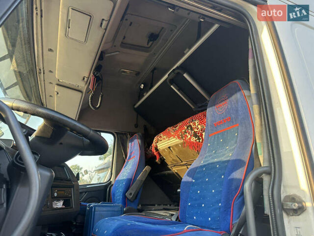 Белый Вольво FH 13, объемом двигателя 12.9 л и пробегом 1 тыс. км за 15500 $, фото 1 на Automoto.ua