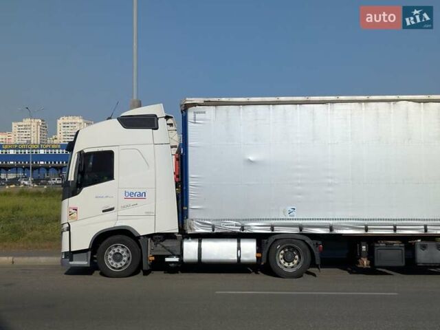 Белый Вольво FH 13, объемом двигателя 12.9 л и пробегом 980 тыс. км за 48900 $, фото 2 на Automoto.ua