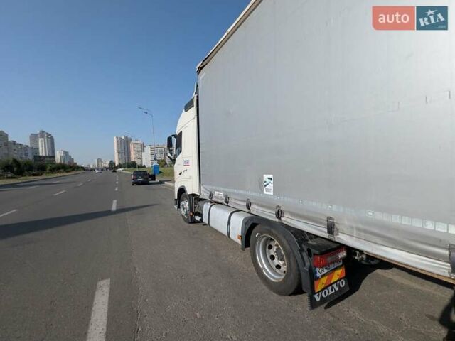 Белый Вольво FH 13, объемом двигателя 12.9 л и пробегом 980 тыс. км за 48900 $, фото 1 на Automoto.ua
