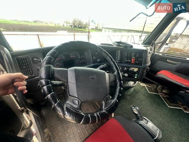 Білий Вольво FH 13, об'ємом двигуна 12.78 л та пробігом 189 тис. км за 8500 $, фото 8 на Automoto.ua