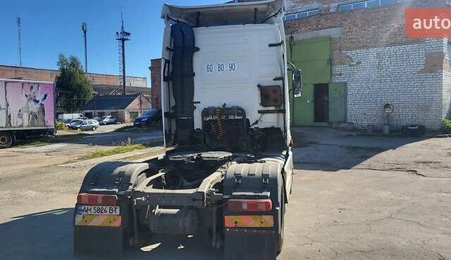 Білий Вольво FH 13, об'ємом двигуна 12.8 л та пробігом 2 тис. км за 9800 $, фото 8 на Automoto.ua