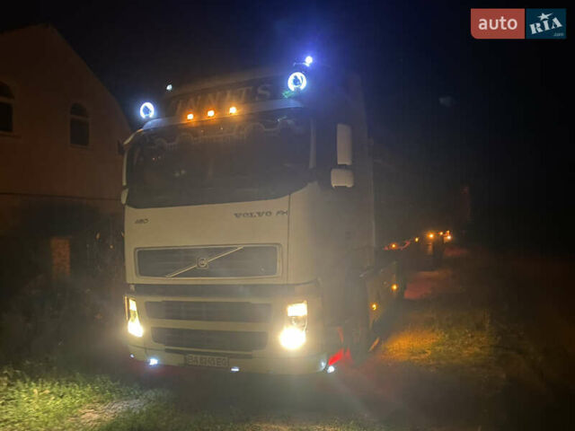 Белый Вольво FH 13, объемом двигателя 12.9 л и пробегом 2 тыс. км за 20000 $, фото 1 на Automoto.ua