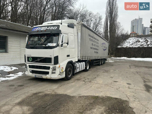 Белый Вольво FH 13, объемом двигателя 0 л и пробегом 400 тыс. км за 18500 $, фото 1 на Automoto.ua