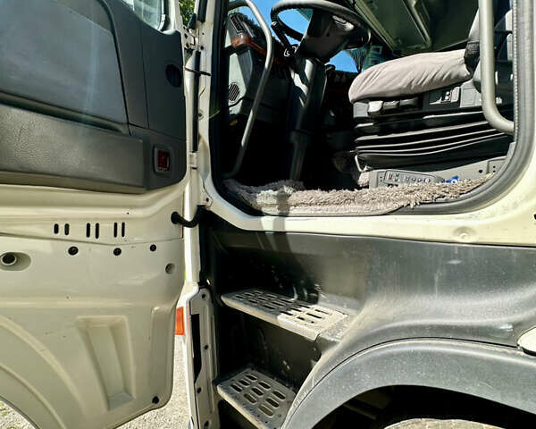 Білий Вольво FH 13, об'ємом двигуна 0 л та пробігом 2 тис. км за 17500 $, фото 10 на Automoto.ua