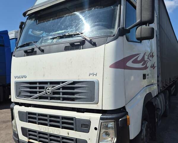Белый Вольво FH 13, объемом двигателя 12.7 л и пробегом 1 тыс. км за 9999 $, фото 1 на Automoto.ua