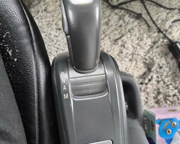 Белый Вольво FH 13, объемом двигателя 12.78 л и пробегом 2 тыс. км за 12000 $, фото 9 на Automoto.ua