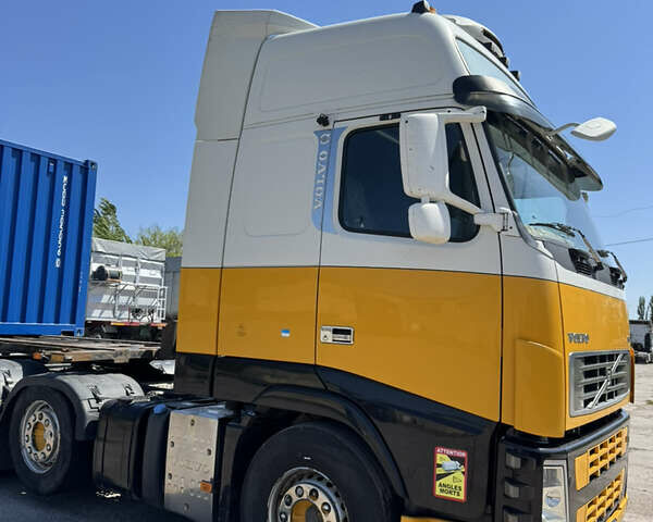 Білий Вольво FH 13, об'ємом двигуна 12.78 л та пробігом 2 тис. км за 18500 $, фото 3 на Automoto.ua