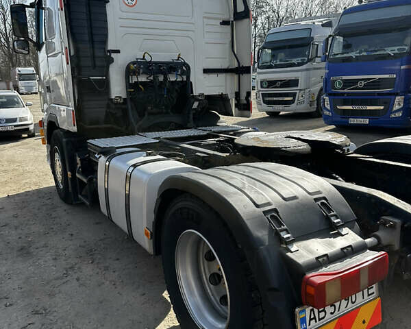Білий Вольво FH 13, об'ємом двигуна 0 л та пробігом 1 тис. км за 16000 $, фото 5 на Automoto.ua