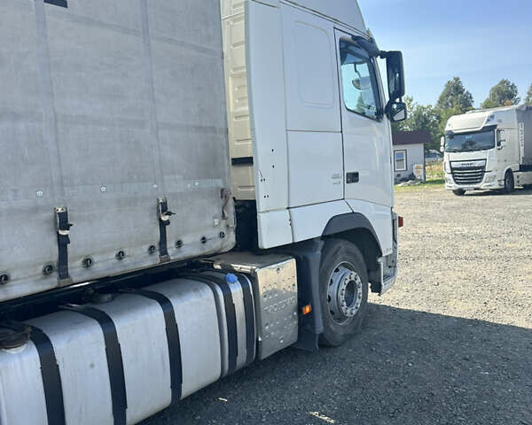 Білий Вольво FH 13, об'ємом двигуна 12.9 л та пробігом 996 тис. км за 25000 $, фото 12 на Automoto.ua