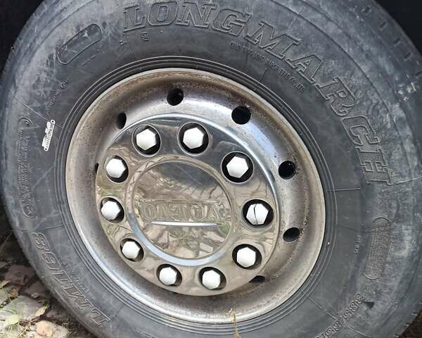 Белый Вольво FH 13, объемом двигателя 12.6 л и пробегом 1 тыс. км за 12500 $, фото 3 на Automoto.ua