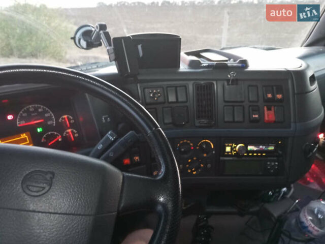 Білий Вольво FH 13, об'ємом двигуна 12.78 л та пробігом 1 тис. км за 11500 $, фото 13 на Automoto.ua