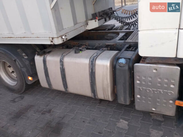 Білий Вольво FH 13, об'ємом двигуна 12.78 л та пробігом 1 тис. км за 11500 $, фото 3 на Automoto.ua