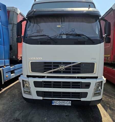 Белый Вольво FH 13, объемом двигателя 12 л и пробегом 2 тыс. км за 19000 $, фото 9 на Automoto.ua