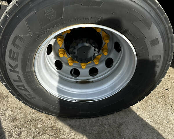 Білий Вольво FH 13, об'ємом двигуна 0 л та пробігом 1 тис. км за 16000 $, фото 14 на Automoto.ua