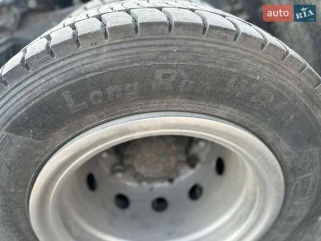 Білий Вольво FH 13, об'ємом двигуна 12.8 л та пробігом 1 тис. км за 10000 $, фото 16 на Automoto.ua