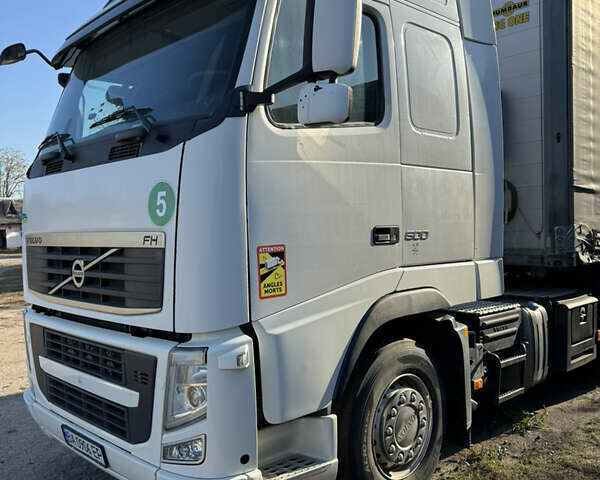 Белый Вольво FH 13, объемом двигателя 0 л и пробегом 750 тыс. км за 23500 $, фото 1 на Automoto.ua