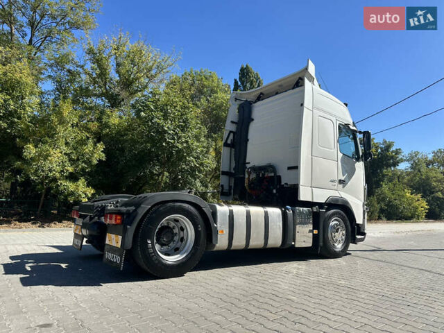 Білий Вольво FH 13, об'ємом двигуна 12.78 л та пробігом 73 тис. км за 47000 $, фото 6 на Automoto.ua