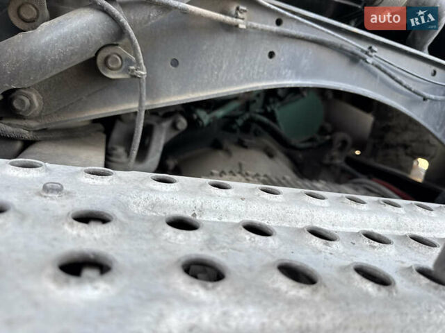 Белый Вольво FH 13, объемом двигателя 0 л и пробегом 750 тыс. км за 23500 $, фото 7 на Automoto.ua