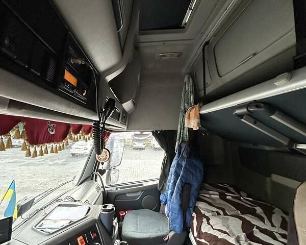 Білий Вольво FH 13, об'ємом двигуна 12.78 л та пробігом 2 тис. км за 16000 $, фото 9 на Automoto.ua