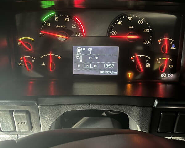 Белый Вольво FH 13, объемом двигателя 12.6 л и пробегом 1 тыс. км за 26000 $, фото 13 на Automoto.ua