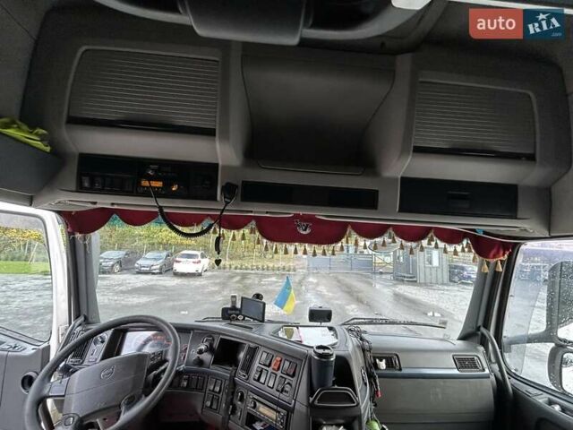 Білий Вольво FH 13, об'ємом двигуна 12.78 л та пробігом 2 тис. км за 16000 $, фото 11 на Automoto.ua