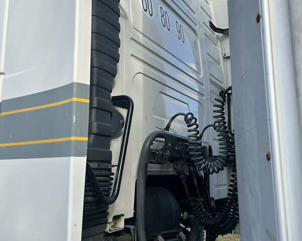 Белый Вольво FH 13, объемом двигателя 12.6 л и пробегом 1 тыс. км за 26000 $, фото 21 на Automoto.ua