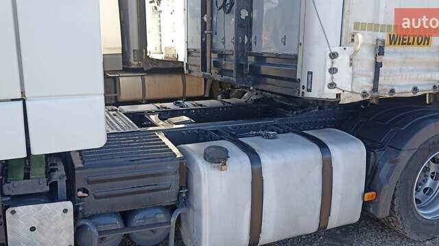 Белый Вольво FH 13, объемом двигателя 12.9 л и пробегом 200 тыс. км за 23500 $, фото 19 на Automoto.ua