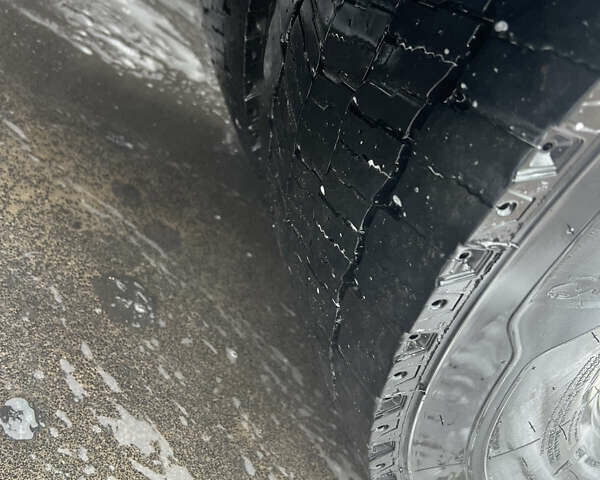 Белый Вольво FH 13, объемом двигателя 12.9 л и пробегом 1 тыс. км за 18000 $, фото 10 на Automoto.ua