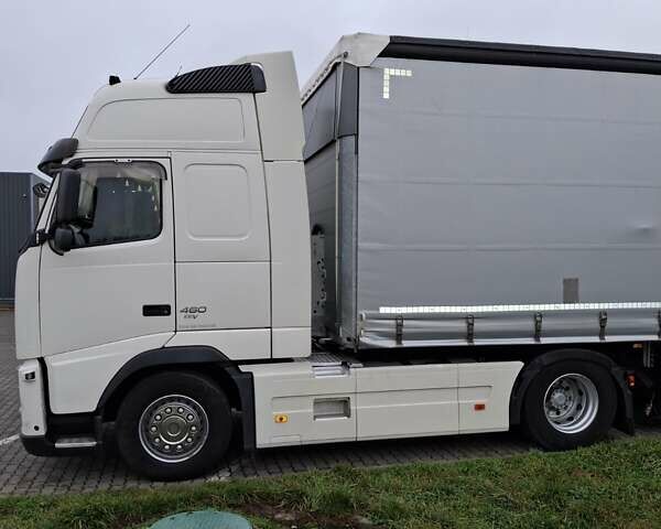 Белый Вольво FH 13, объемом двигателя 12.78 л и пробегом 2 тыс. км за 22000 $, фото 1 на Automoto.ua