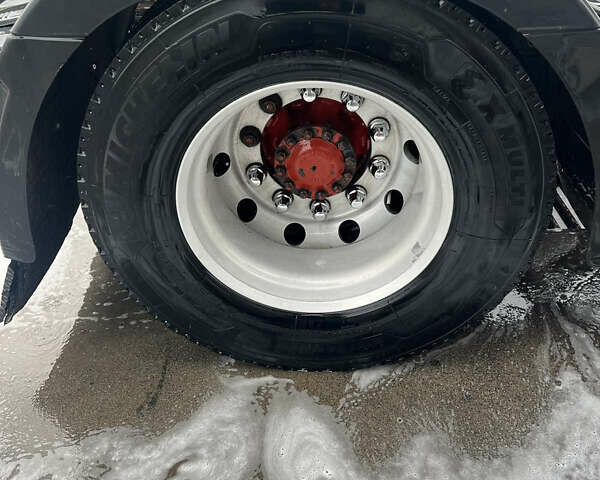 Белый Вольво FH 13, объемом двигателя 12.9 л и пробегом 1 тыс. км за 18000 $, фото 12 на Automoto.ua