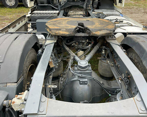 Белый Вольво FH 13, объемом двигателя 12.9 л и пробегом 60 тыс. км за 22000 $, фото 6 на Automoto.ua